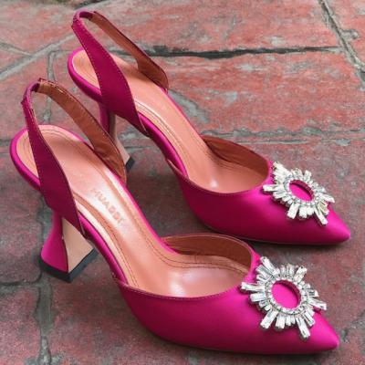 A Fuşya Saten taşlı stiletto