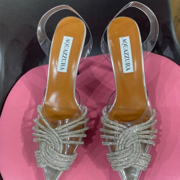 Aquazzura-Tasli-Ayakkabi-resim5-2544.jpg