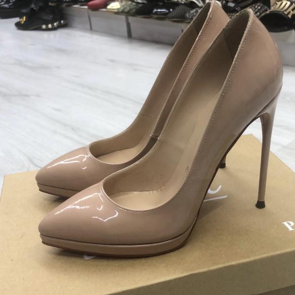 CL-Ten-Rugan-Stiletto-resim4-2006.jpg