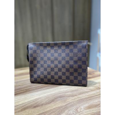 LV Clutch Kahve