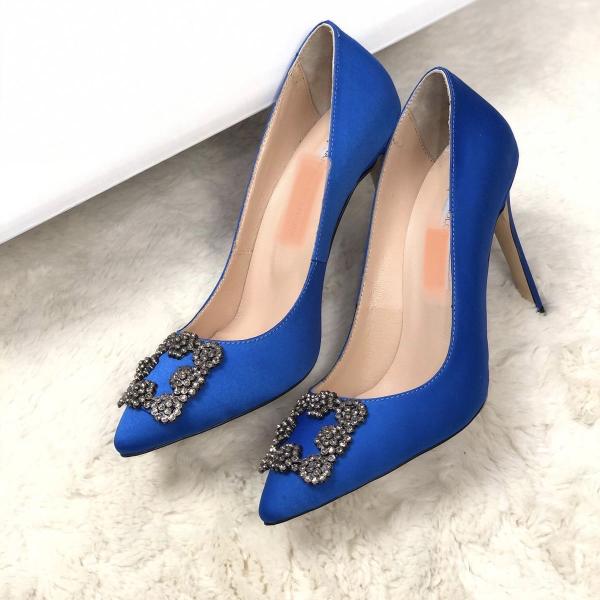 MNL-Saks-Mavi-Stiletto-resim-2011.jpg