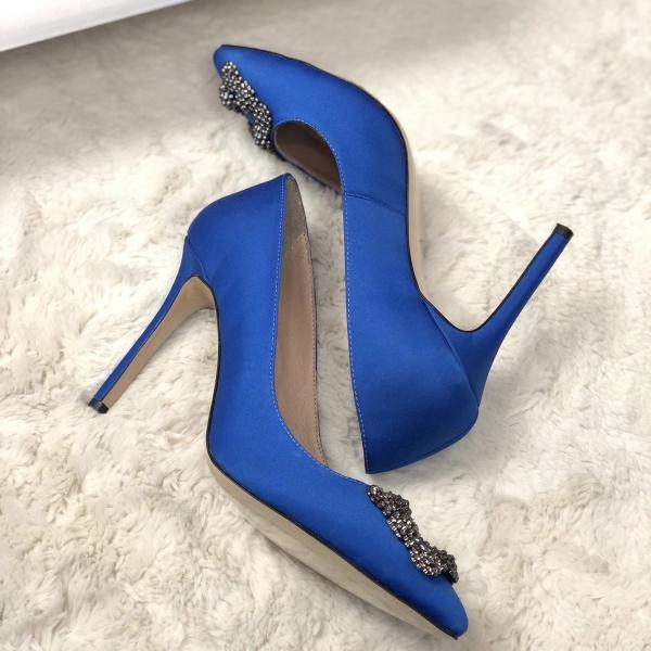 MNL-Saks-Mavi-Stiletto-resim3-2011.jpg