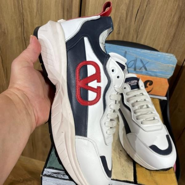 VLTN-Beyaz-Siyah-Erkek--Spor-Ayakkabisi-resim3-2576.jpg