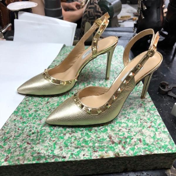 Vltn-Gold-Mat-deri-Yani-Acik-resim-1679.jpg