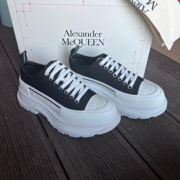 amq-beyaz-siyah-sneaker--resim2-3701.jpg