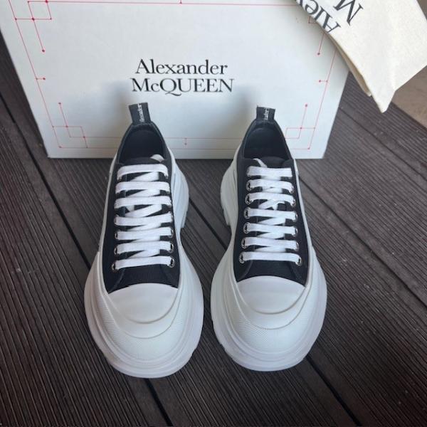 amq-beyaz-siyah-sneaker--resim3-3701.jpg