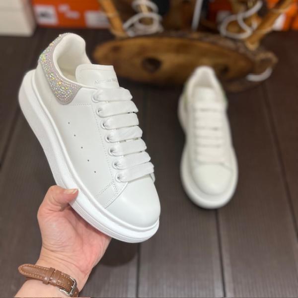 amq-renkli-tas-beyaz-sneaker--resim-6575.jpg