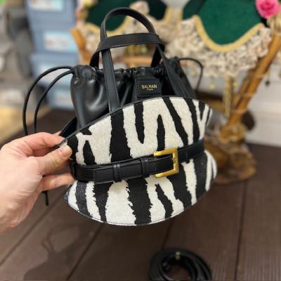 BALMA SİYAH ASKILI ÇANTA 