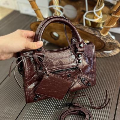 BLNCG BORDO DERİ KÜÇÜK BOY ÇANTA 