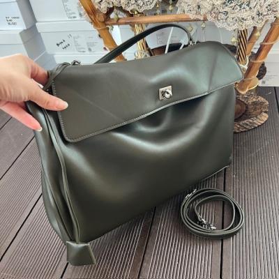 BLNCG BÜYÜK BOY HAKİ ÇANTA 