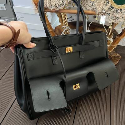 BLNCG BÜYÜK BOY SİYAH GOLD ÇANTA