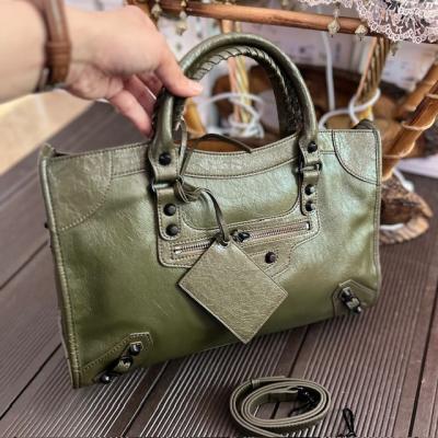 BLNCG HAKİ DERİ BÜYÜK BOY ÇANTA 