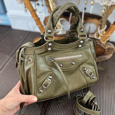 BLNCG HAKİ ORTA BOY ÇANTA 