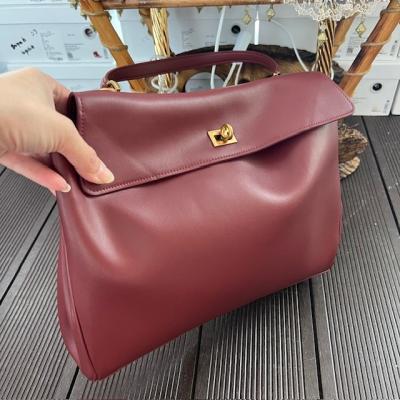 BLNCG ORTA BOY BORDO ÇANTA 