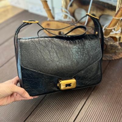 BLNCG SİYAH ASKILI ÇANTA 