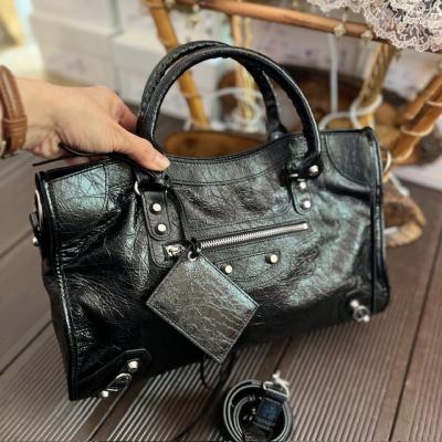 BLNCG SİYAH DERİ BÜYÜK BOY ÇANTA-2