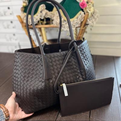 BTTVNT ACI KAHVE DERİ ASKILI ÇANTA 