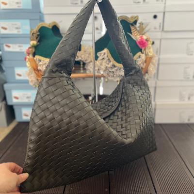 BTTVNT BÜYÜK BOY HAKİ DERİ ÇANTA 