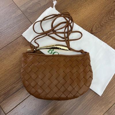 BTTVNT KÜÇÜK BOY TABA ÇANTA 