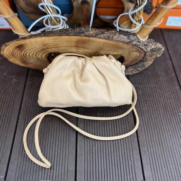 bttvnt-nude-pouch-canta--resim2-6769.jpg