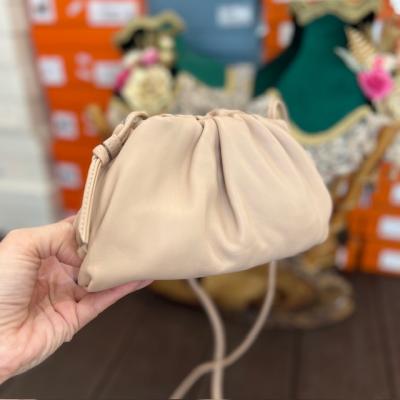 BTTVNT PUDRA POUCH ÇANTA 