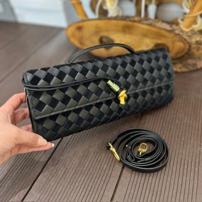 BTTVNT SİYAH CLUTCH-2