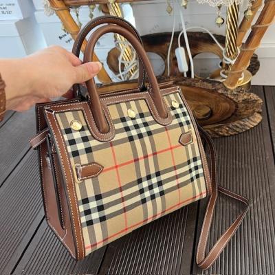 BURBRRY ORTA BOY ACI KAHVE ÇANTA 