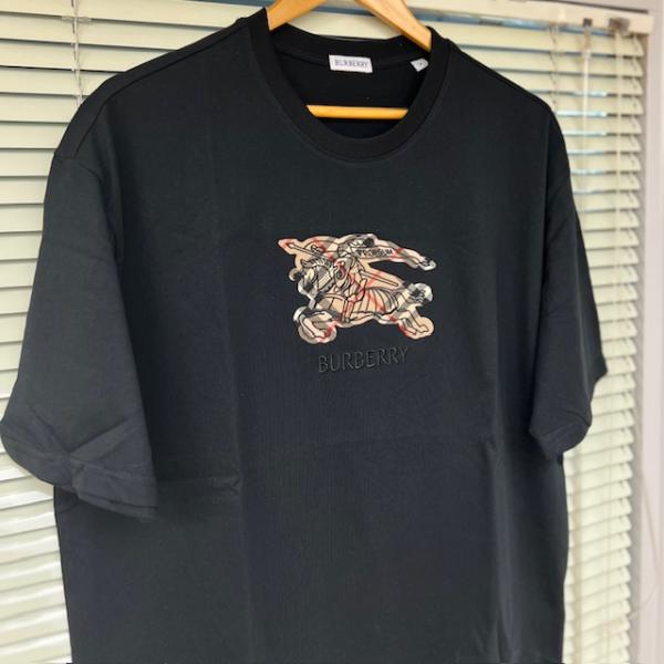 burbrry-siyah-tshirt-resim3-5850.jpg
