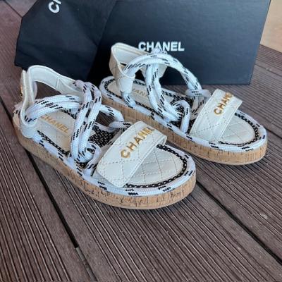 CHNL BEYAZ ŞERİTLİ SANDALET 