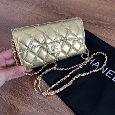 CHNL GOLD ZİNCİR ASKILI ÇANTA 