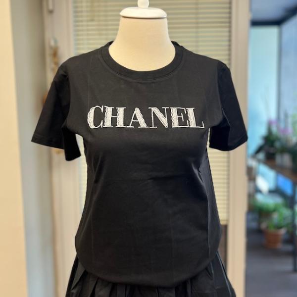 chnl-siyah-tshirt--resim2-7141.jpg