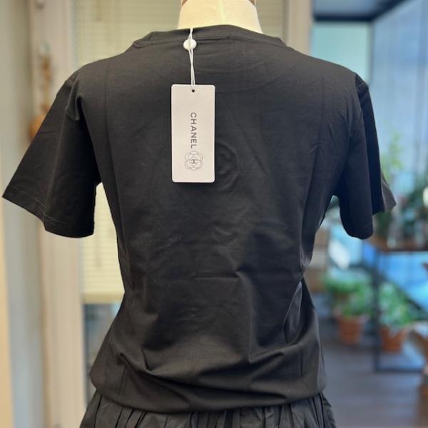 chnl-siyah-tshirt-3-resim3-7145.jpg
