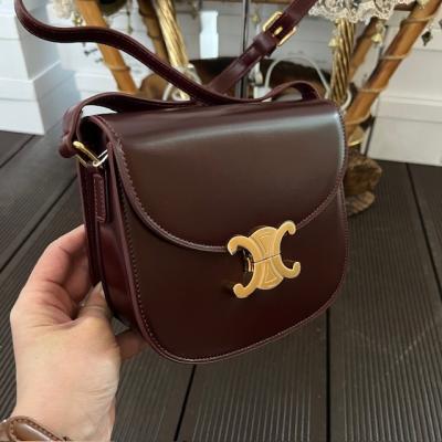 CLNE BORDO ASKILI ORTA BOY ÇANTA 