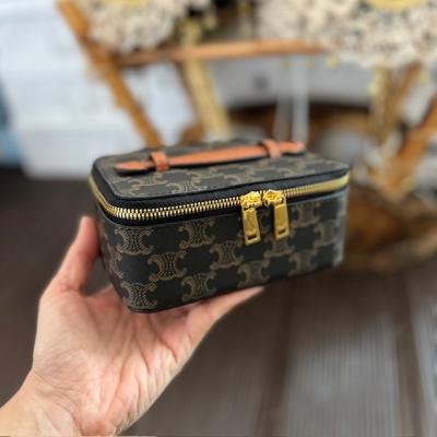 CLNE MONOGRAM KÜÇÜK BOY KUTU ÇANTA 