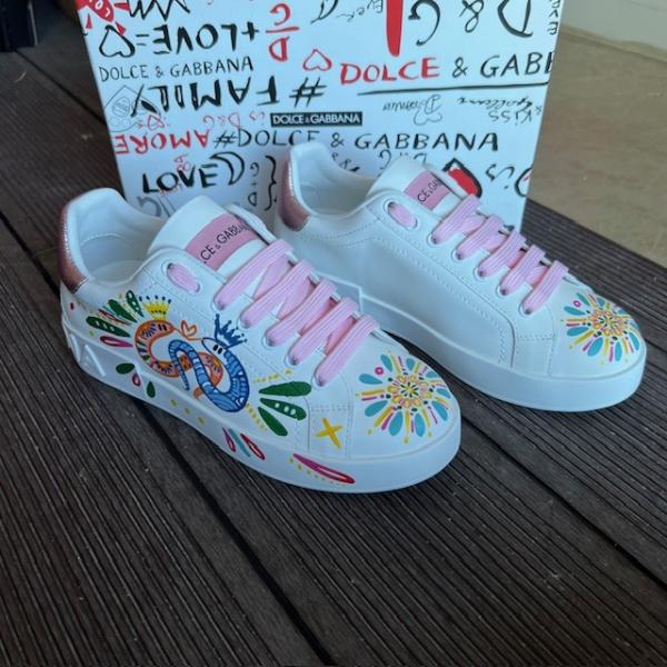 dg-beyaz-desenli-sneaker--resim2-3560.jpg