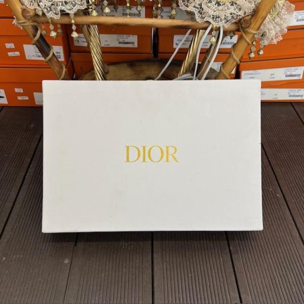 dior-catal-kasik-takimi--resim6-7307.jpg