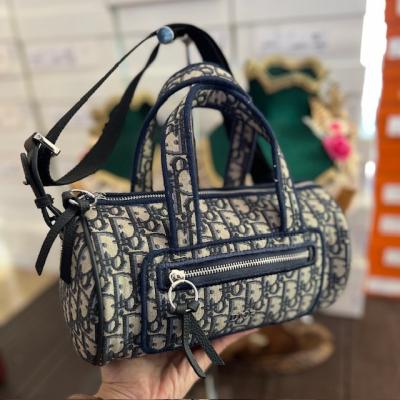 DİOR MONOGRAM LACİVERT ÇANTA 