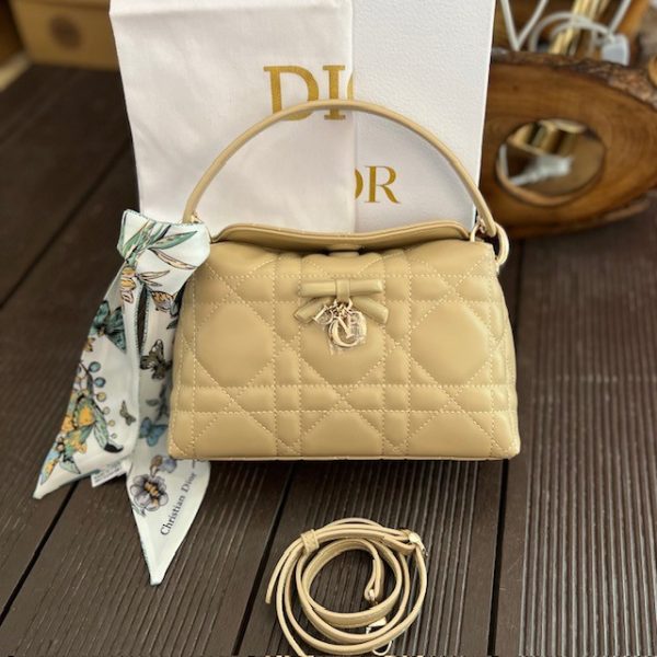 dior-vizon-adiorable-resim2-8303.jpg