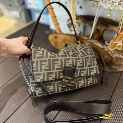 FND ACI KAHVE BÜZGÜLÜ ORTA BOY ÇANTA 