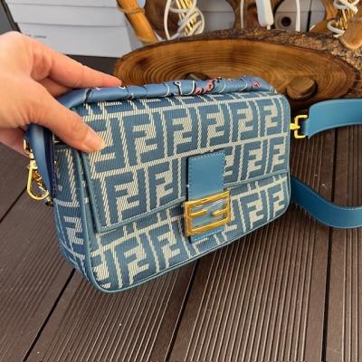 FND MAVİ ORTA BOY ÇANTA 