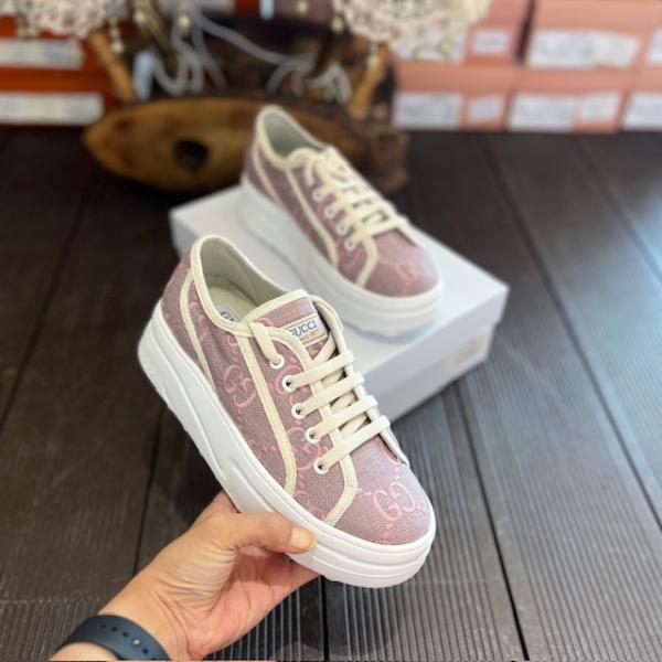 gcc-pembe-sneaker--resim4-7877.jpg