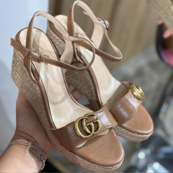 gucci-taba-sandalet-resim3-2469.jpg