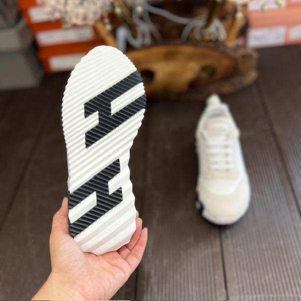 hrms-beyaz-sneaker-5-resim5-7862.jpg