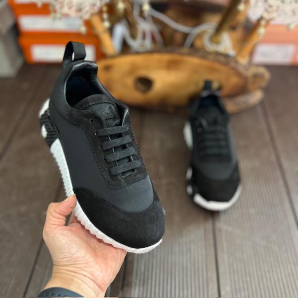hrms-siyah-sneaker-4-resim-7856.jpg