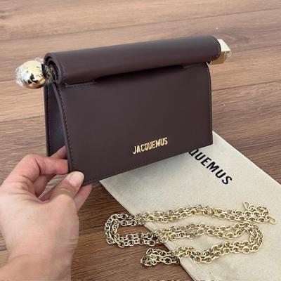 JACQ ACI KAHVE ZİNCİR ASKILI ÇANTA 