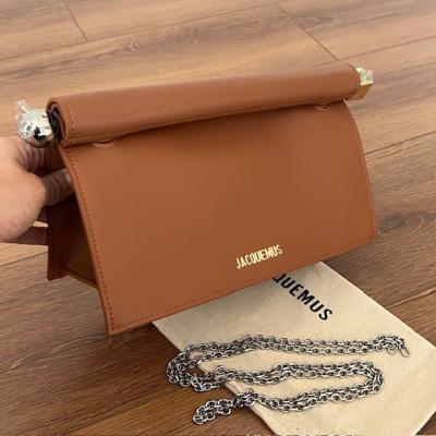 JACQ TABA BÜYÜK BOY ZİNCİR ASKILI ÇANTA 