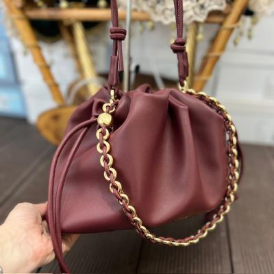 LOEW BORDO ZİNCİR ASKILI ÇANTA