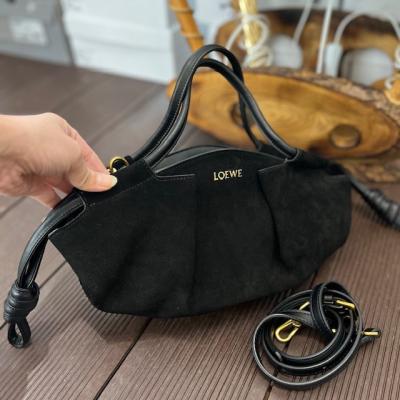 LOEW SİYAH SÜET DERİ ASKILI ÇANTA 