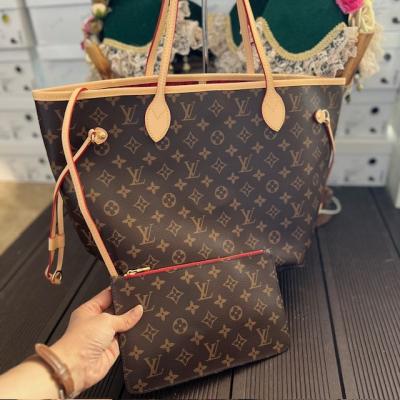 LV ASKILI MONOGRAM DERİ ÇANTA 