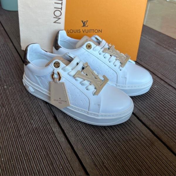 lv-beyaz-sneaker--resim2-3646.jpg